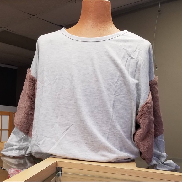 Soft Mauve Fur Bubble Sleeve Oversized Grey Top! - Picture 5 of 9